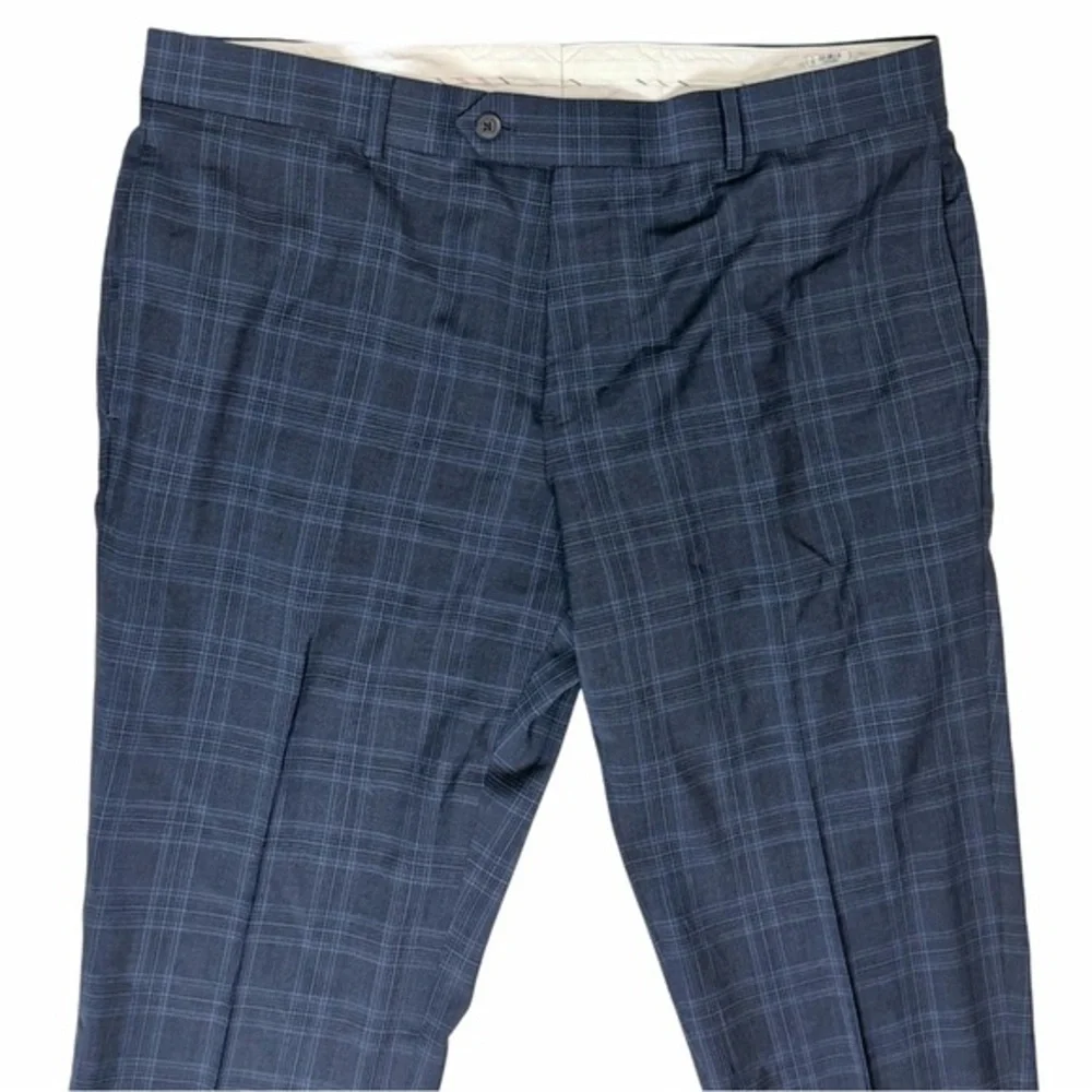 Unavailable - Picture 4 of 5